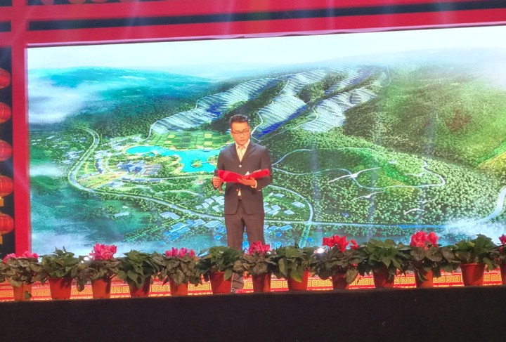 1496474233139271.jpg 4-播音員朗誦趙振元詩集節(jié)選 《溫暖的陽光》.jpg